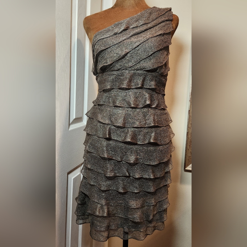 Studio M Frilly Tiered One-Shoulder Gray Dress Sz M